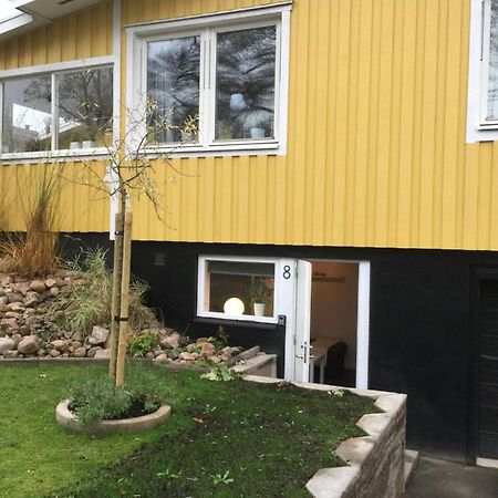 Bo Centralt I Vaernamo Екстер'єр фото