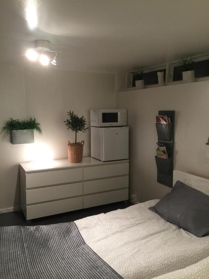 Bo Centralt I Vaernamo Екстер'єр фото