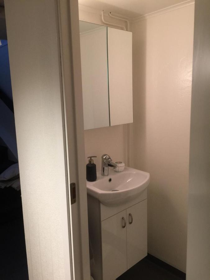 Bo Centralt I Vaernamo Екстер'єр фото